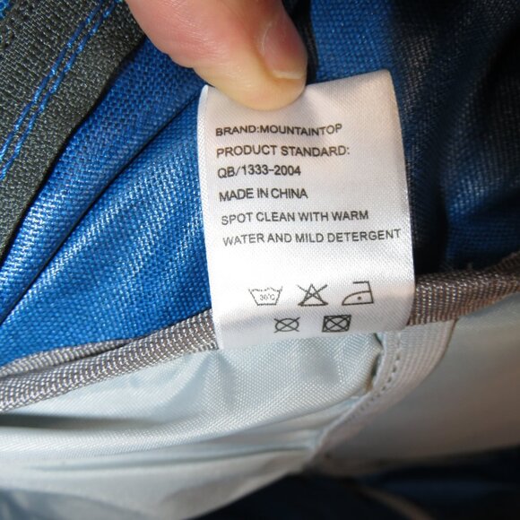 Hiking Backpack 40L Mountaintop Outdoor Adventure Traveling Blue w Rain Cover - Picture 10 of 12